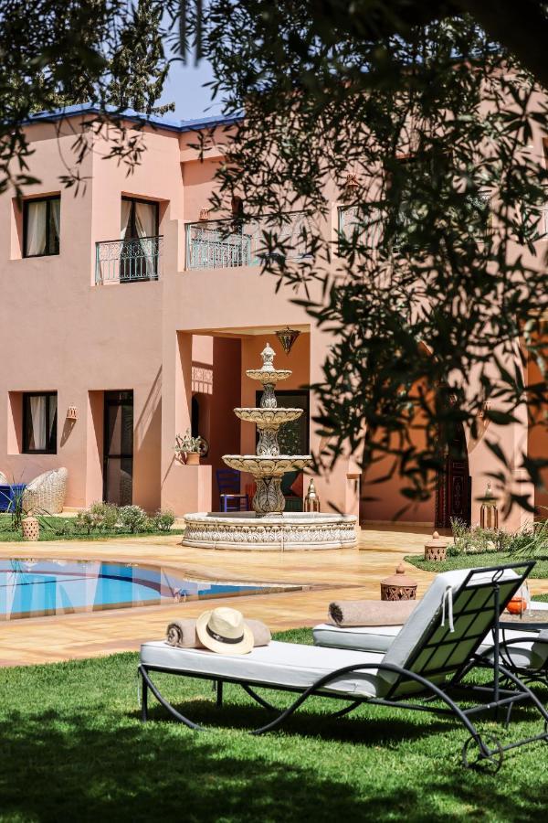 Tiguemine Sarah Otel Douar Akkara Dış mekan fotoğraf